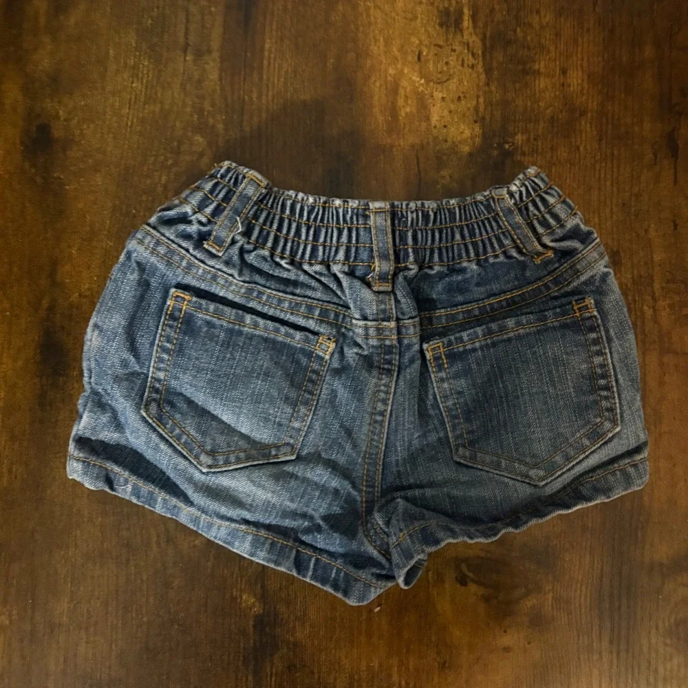 Old Navy Denim Jean‎ Shorts Pink White Floral Attached Belt (Girls 18-24 Months)